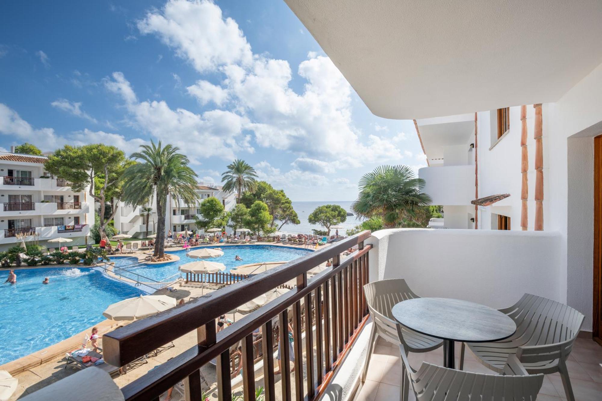 Inturotel Cala Azul Lägenhetshotell 3*